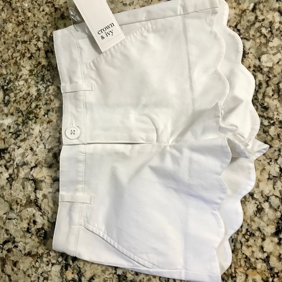 crown & ivy Other - 2/$10 Adorable Scalloped White Shorts